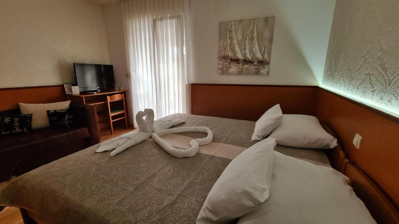 Sobe/rooms Riva Zadar