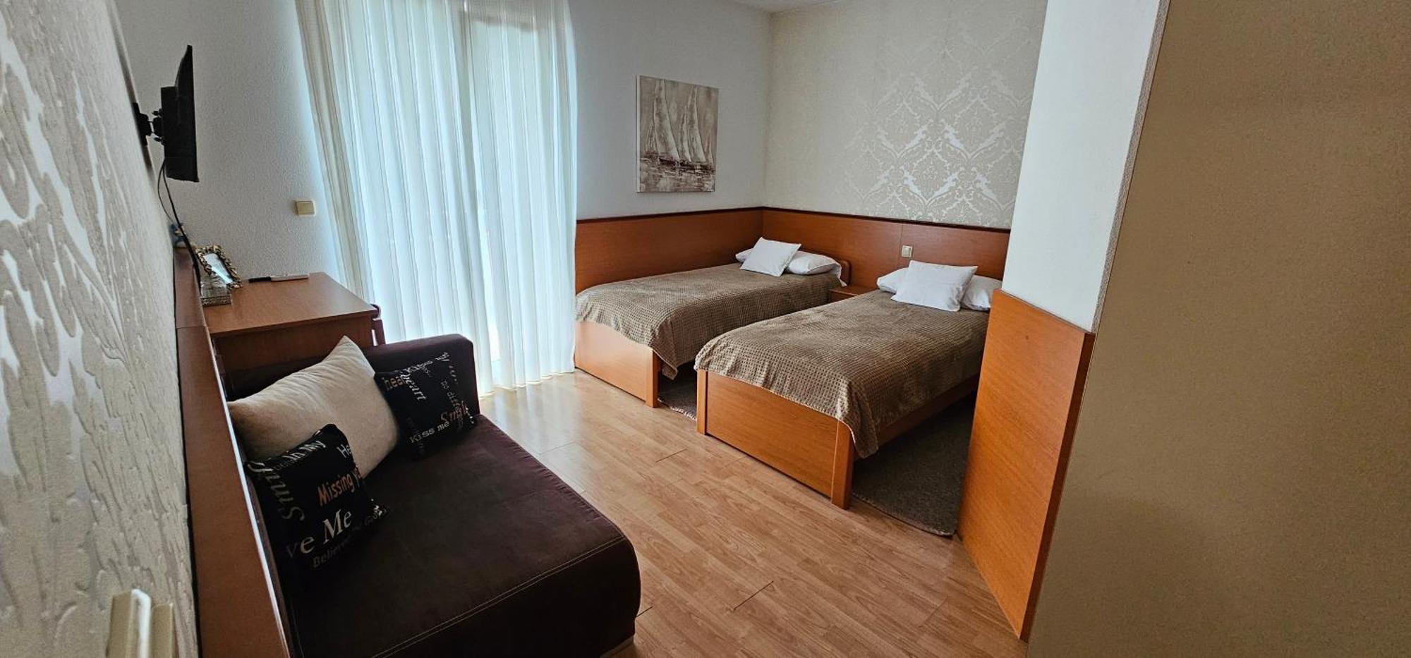 Bed & Breakfast Sobe/rooms Riva Zadar
